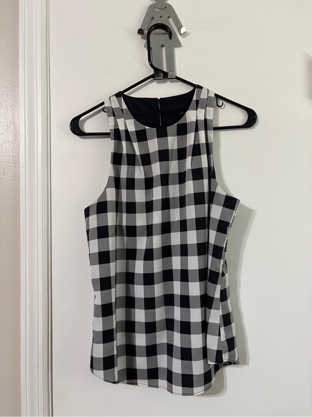Banana republic blue and White Gingham Sleeveless Top size small